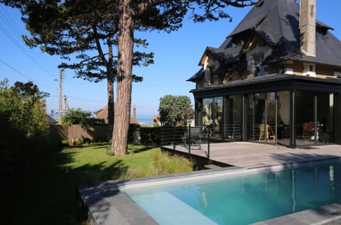 Cigognes trouville Villa in Deauville