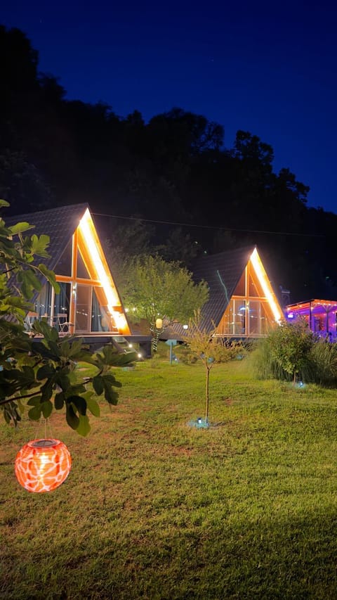 Cabane A-Frame Svinița House in Serbia