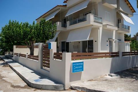 Blue Side Studios Apartment in Magnesia Prefecture, Greece