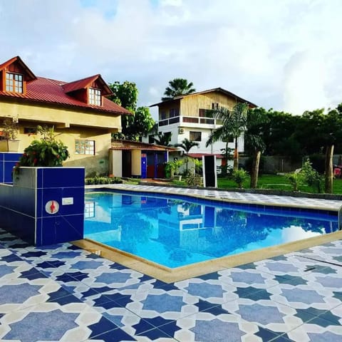 Swimming pool
