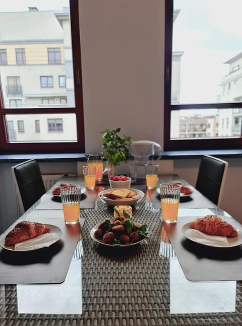 Food and drinks