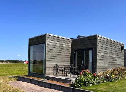 Property building, Day, Natural landscape, Garden