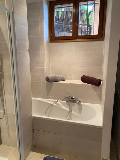 Maison le Rêve Bed and Breakfast in 06340 La Trinité, France