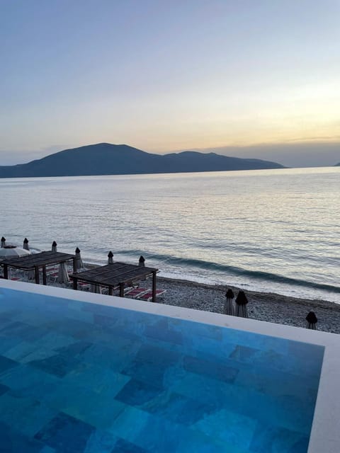 Beach, Sea view, Swimming pool, Sunrise, sunbed