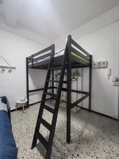 bunk bed