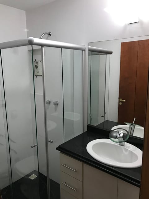 LINDO APARTAMENTO de LUXO PROXIMO ao ARPOADOR Apartment in Rio de Janeiro