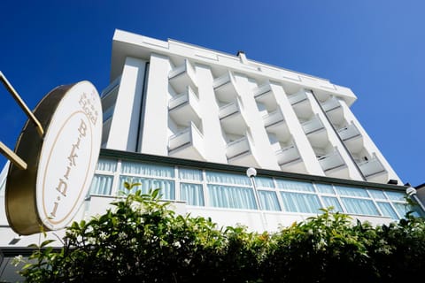 Facade/entrance, Garden view, Pool view, Sea view