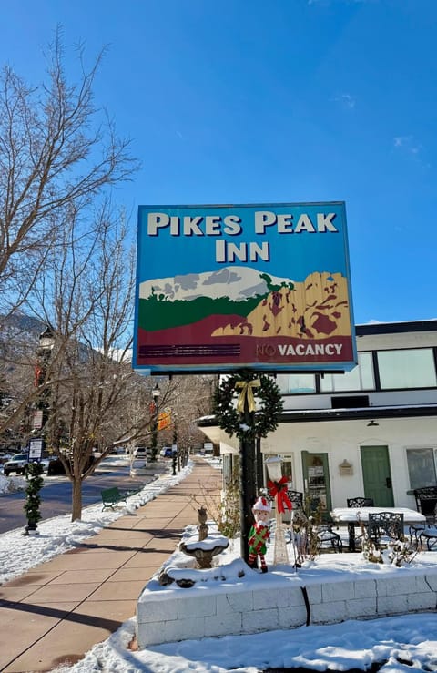 Pikes Peak Inn Hotel in Manitou Springs