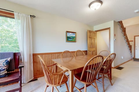 Mountain Vista Apartment in Glen