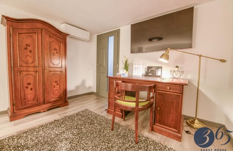 TV and multimedia, wardrobe, air conditioner