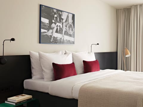 Bed, Bedroom