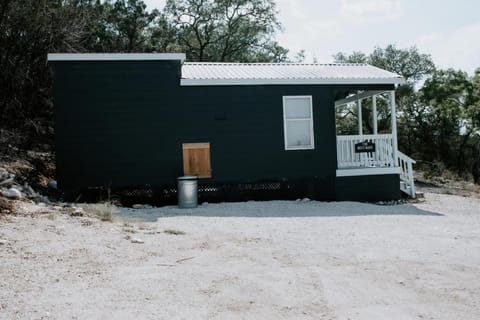 Nest - Texas Tiny House with a Big View House in Spring Branch