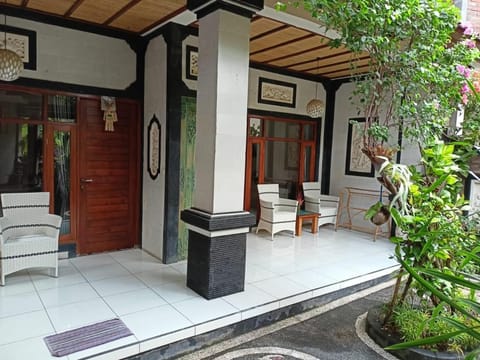 Rumah Askara Bed and Breakfast in Buleleng