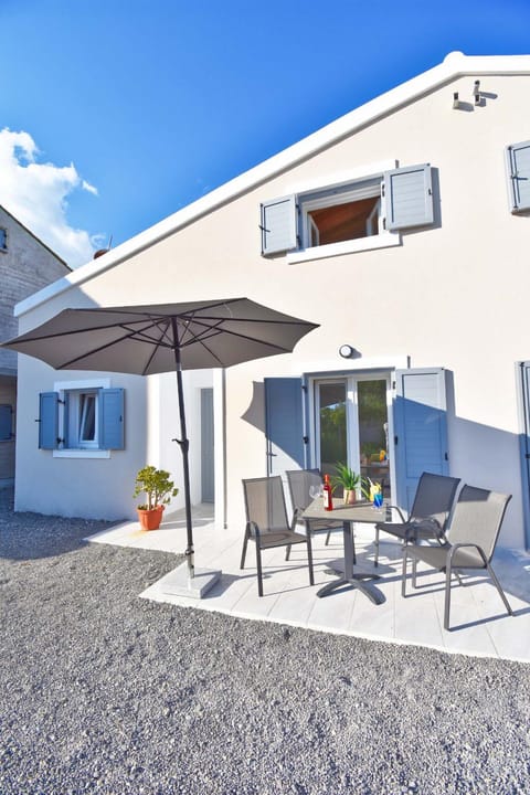 Property building, Patio