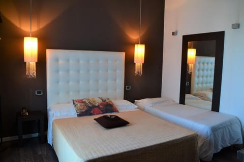 Hotel In - Lounge Room Hotel in Dolo