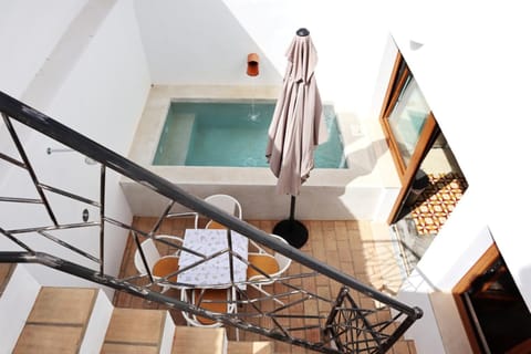 Patio, Spring, People, Summer, Balcony/Terrace, Decorative detail, On site, Guests, Landmark view, Area and facilities, Swimming pool, Entertainment, children, older children, group of guests, Family, hair dresser, locker, towels