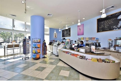 Beautiful 1 bedroom condo on the beach Apartment hotel in Sunny Isles Beach