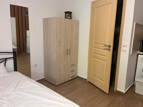 WOOD STUDIO Apartment in Decentralized Administration of Macedonia and Thrace