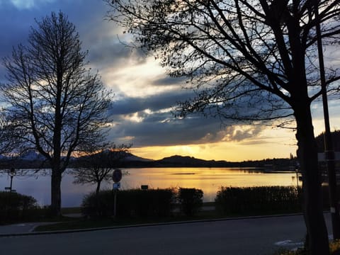 Nearby landmark, Natural landscape, Hiking, Lake view, Mountain view, River view, Sunrise, Sunset