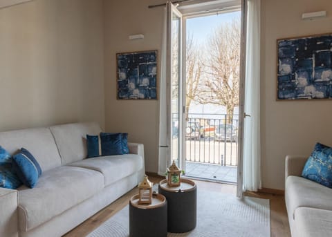 Balcony/Terrace, Living room