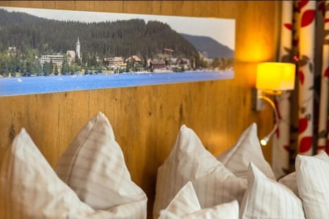 Gästehaus Café Heck Titisee Bed and Breakfast in Titisee-Neustadt