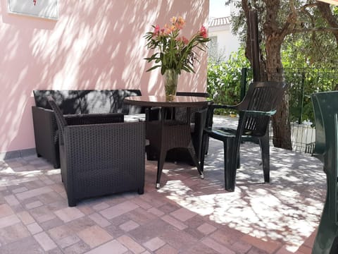 Oaza House in Dubrovnik-Neretva County