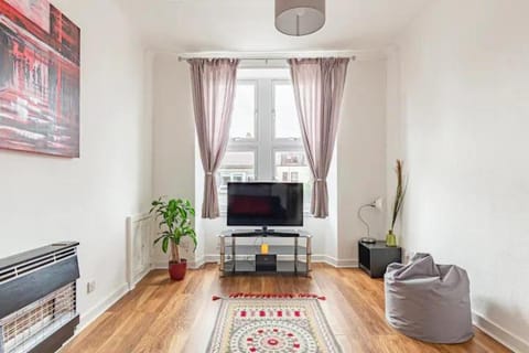 Spacious stylish centraly located flat near beach Apartment in England