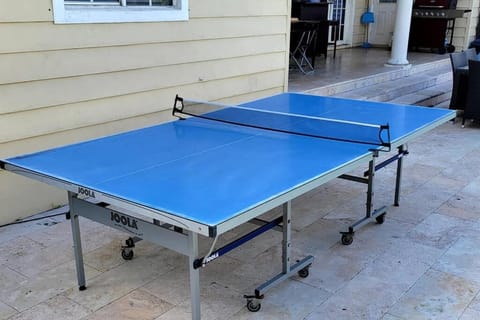 UPSCALE MANSION IN THE HEART OF MIAMI WITH POOL House in Miami Springs