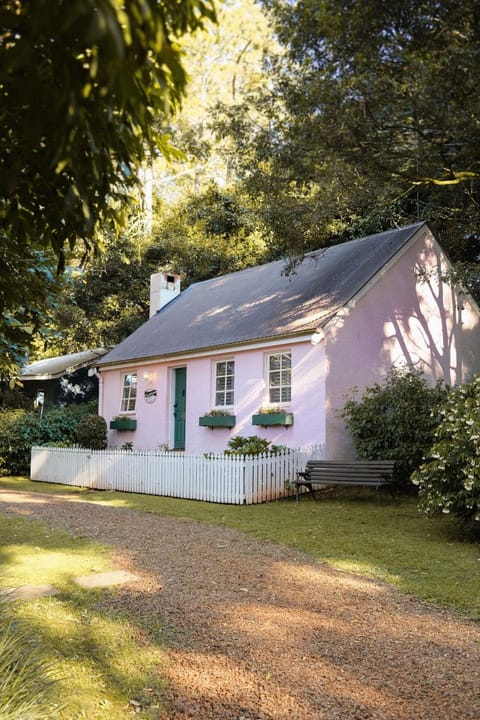Property building, Natural landscape, Garden, Garden view