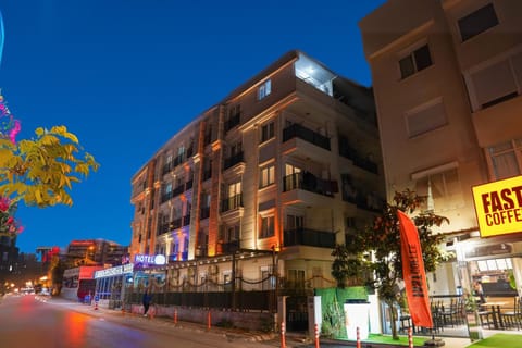 Property building, Night, Neighbourhood, City view, Street view, Location
