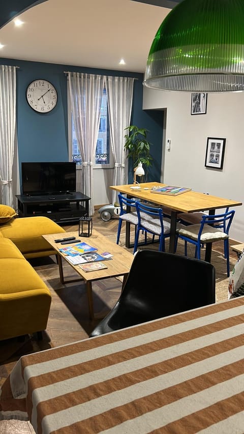 L’appart chic gapençais Apartment in Provence-Alpes-Côte d'Azur