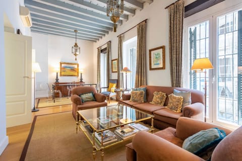 Lounge or bar