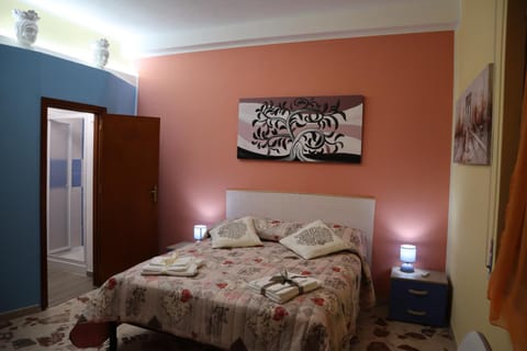 Bed, Photo of the whole room, Bedroom, wedding