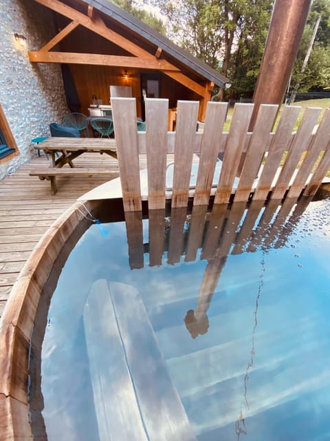 Open Air Bath, Open Air Bath