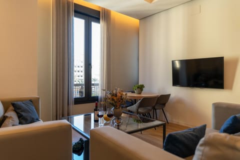 Communal lounge/ TV room, Living room, Seating area