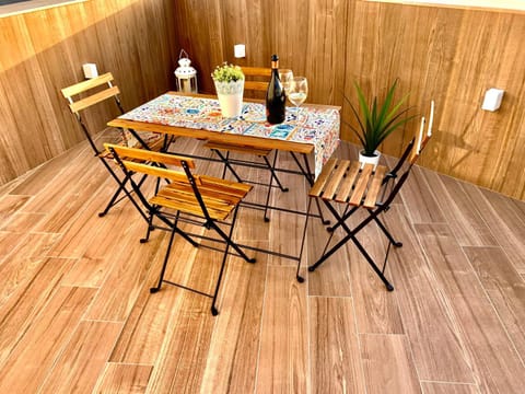 Balcony/Terrace, Dining area