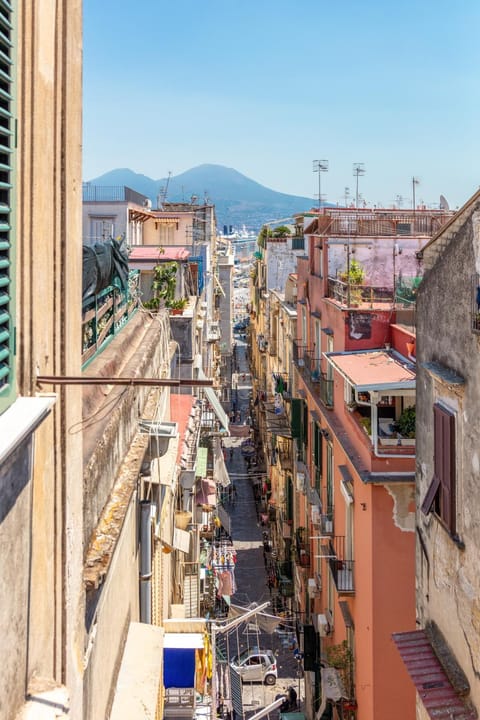 Neighbourhood, Balcony/Terrace, City view