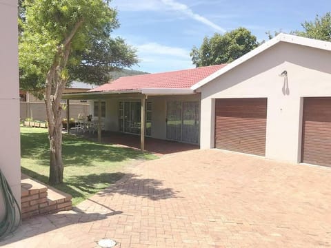 Sedgefield Lagoon Hideout - Kingfisher Drive House in Eastern Cape