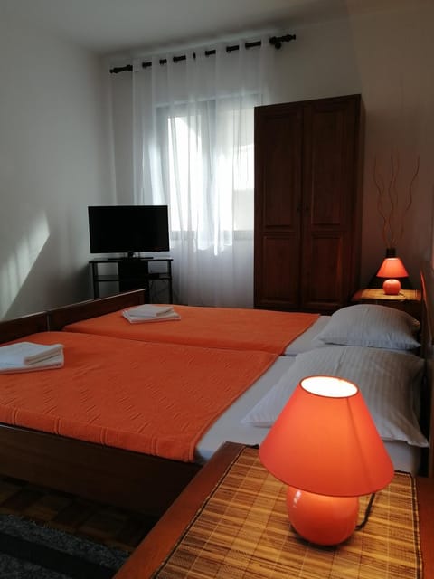 TV and multimedia, Bedroom