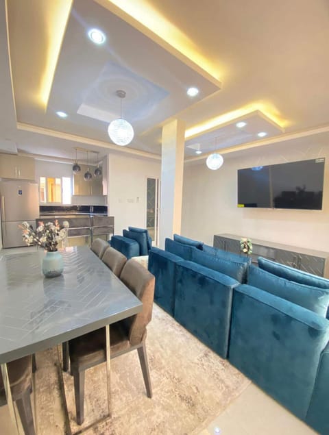 Living room, Dining area