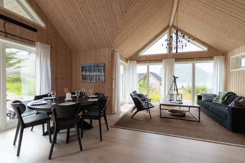 View (from property/room), Living room, Seating area, Dining area