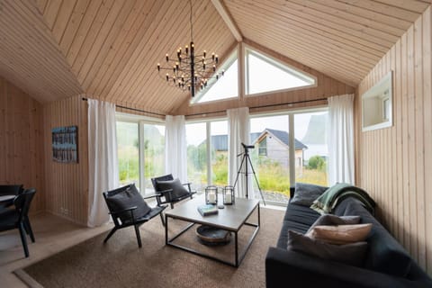 View (from property/room), Living room, Seating area, Dining area