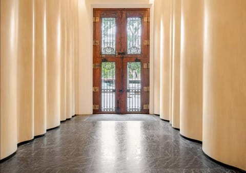 Modernismo Paseo de Gracia Apartment in Barcelona