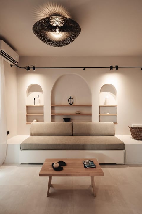 Living room, Seating area, air conditioner