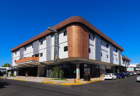 Property building, Restaurant/places to eat