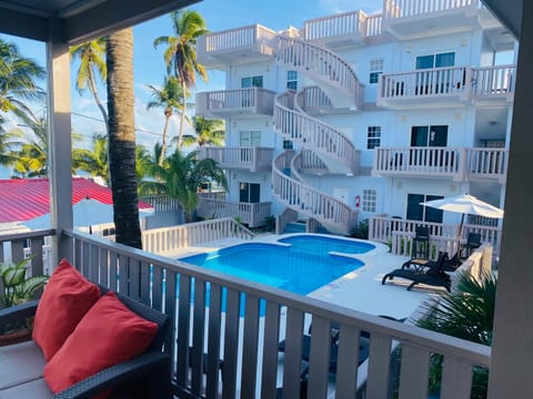 Pool view, Swimming pool