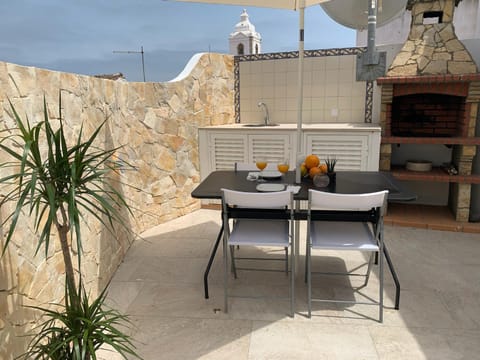 BBQ facilities, Balcony/Terrace