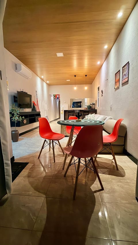 Communal lounge/ TV room, Living room, Dining area, Meeting/conference room