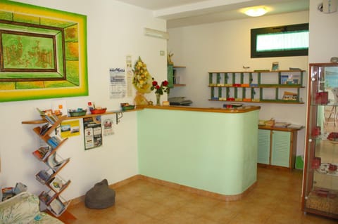 Lobby or reception, Lobby or reception