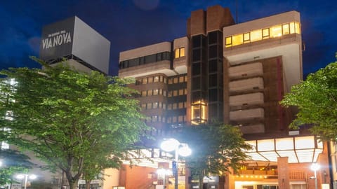 Property building, Night, Location